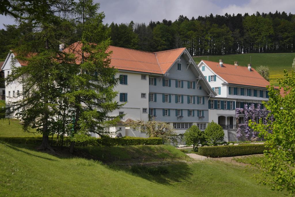 Gasthof Gyrenbad Turbenthal Exteriör bild