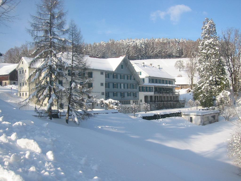 Gasthof Gyrenbad Turbenthal Exteriör bild